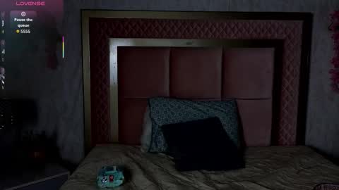 robin D online show from February 6, 12:08 pm