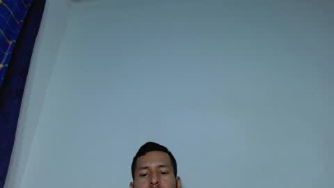 Snapshot of robinhotsexy chatting on January 13, 8:47 am robinhotsexy online show from January 13, 8:47 am