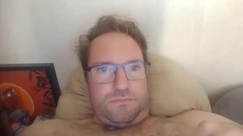 robinouhot online show from November 7, 9:09 am