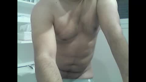 Snapshot of robjani chatting on January 14, 10:32 am robjani online show from January 14, 10:32 am