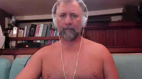 Snapshot of robotmodel420 chatting on February 13, 3:14 pm RobotModel420 online show from February 13, 3:14 pm