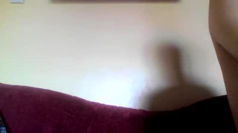 Snapshot of robxx32 chatting on April 12, 3:50 pm robxx32 online show from April 12, 3:50 pm