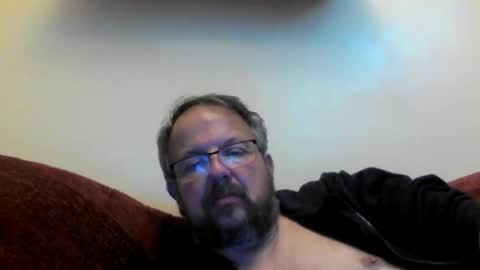 Snapshot of robxx32 chatting on April 16, 11:40 pm robxx32 online show from April 16, 11:40 pm