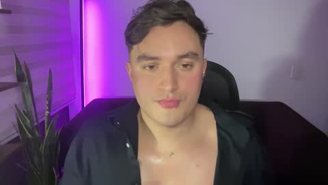 ROBYN online show from February 10, 1:53 am