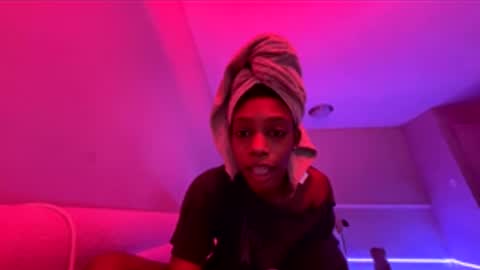 robynthegoddess online show from January 11, 2:00 pm