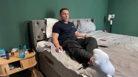 rocco755069 online show from April 1, 10:49 am