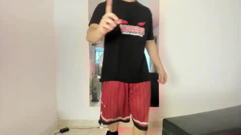 Snapshot of rocco_gym chatting on June 6, 7:51 pm Rocco online show from June 6, 7:51 pm
