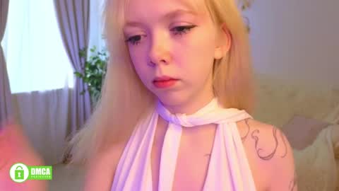 rochelle_dolly online show from May 12, 3:53 pm