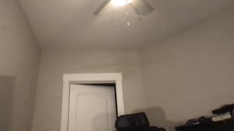 Snapshot of rockboy3000 chatting on December 28, 3:04 am rockboy3000 online show from December 28, 3:04 am