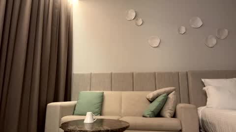 Snapshot of rockboy3000 chatting on January 6, 10:13 am rockboy3000 online show from January 6, 10:13 am