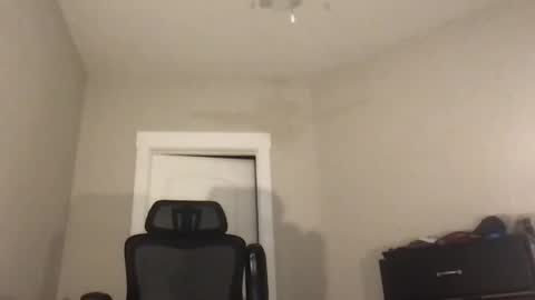 Snapshot of rockboy3000 chatting on February 2, 3:32 am rockboy3000 online show from February 2, 3:32 am