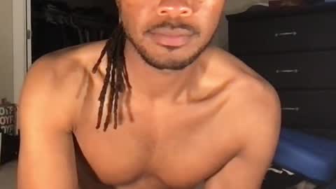 Snapshot of rockboy3000 chatting on March 7, 5:08 am rockboy3000 online show from March 7, 5:08 am