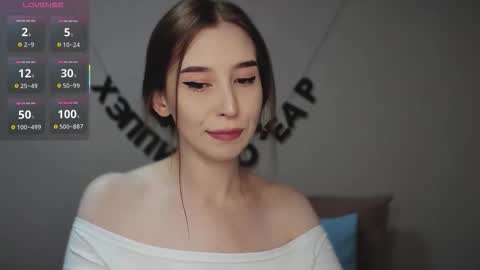 Snapshot of rocketsgirl chatting on January 18, 6:06 am rocketsgirl online show from January 18, 6:06 am