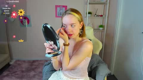 Rockett online show from September 26, 11:42 pm