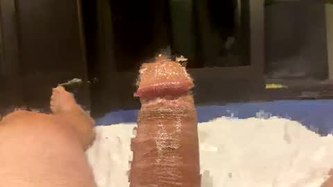 Snapshot of rockinhardd4u chatting on September 13, 1:27 am rockinhardd4u online show from September 13, 1:27 am