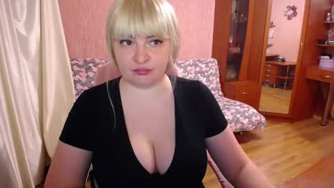 Snapshot of rocknlinxx chatting on November 8, 3:45 pm Rocknlinxx online show from November 8, 3:45 pm