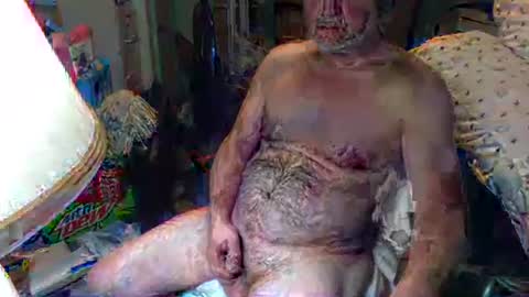 Snapshot of rocky082288 chatting on December 25, 2:25 am rocky082288 online show from December 25, 2:25 am