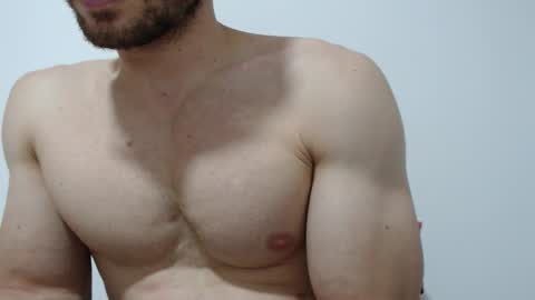 rocky muscle online show from February 7, 9:18 pm