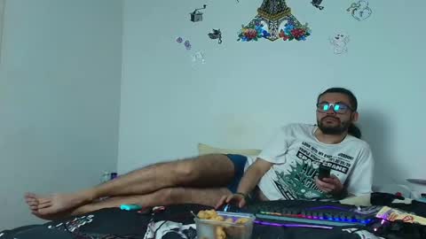 rodri_white online show from May 26, 3:35 am