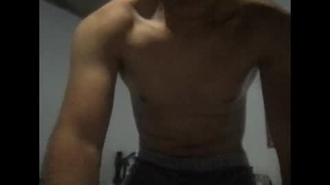 Snapshot of rodrigo0_0 chatting on January 8, 5:37 am rodrigo0_0 online show from January 8, 5:37 am