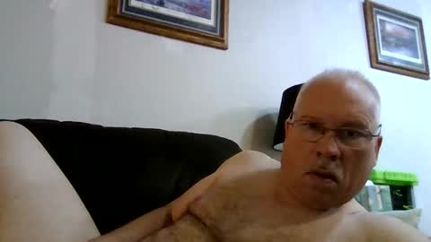 Snapshot of rodstud641 chatting on December 19, 12:23 pm rodstud641 online show from December 19, 12:23 pm
