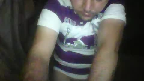 Snapshot of roger3600 chatting on November 7, 1:27 am Roger online show from November 7, 1:27 am