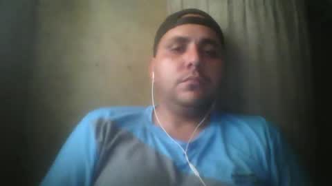 Snapshot of roger3600 chatting on December 13, 9:31 pm Roger online show from December 13, 9:31 pm