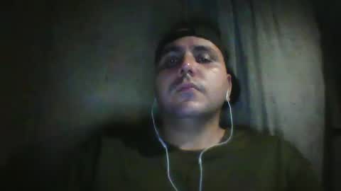 Snapshot of roger3600 chatting on January 14, 11:09 pm Roger online show from January 14, 11:09 pm