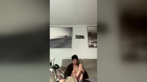 rogerbenid81 online show from December 19, 9:44 pm