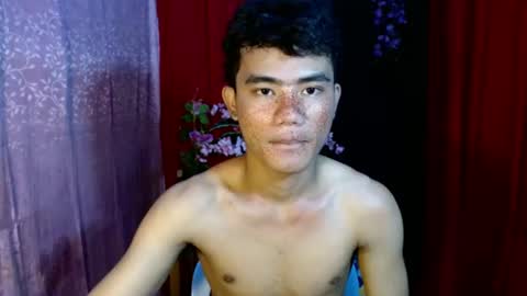 roianboyyy online show from August 7, 9:00 am