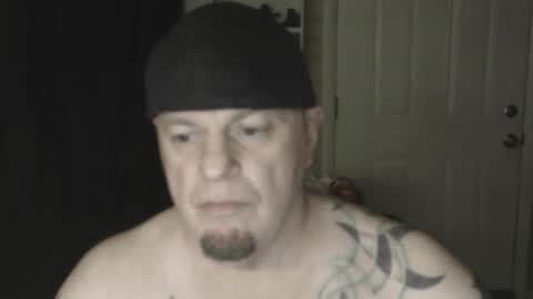 Snapshot of roinaz chatting on December 14, 5:40 am roinaz online show from December 14, 5:40 am