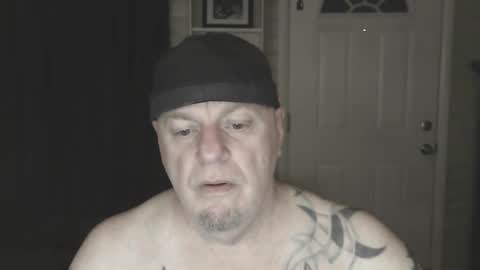 Snapshot of roinaz chatting on December 30, 10:55 pm roinaz online show from December 30, 10:55 pm