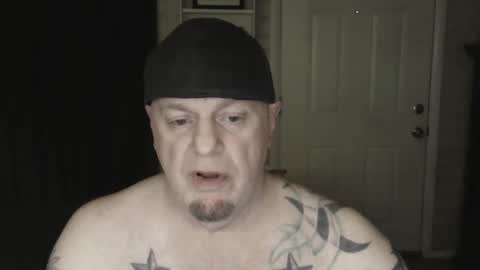 Snapshot of roinaz chatting on January 1, 7:10 pm roinaz online show from January 1, 7:10 pm