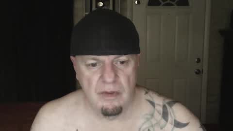 Snapshot of roinaz chatting on January 12, 2:56 am roinaz online show from January 12, 2:56 am