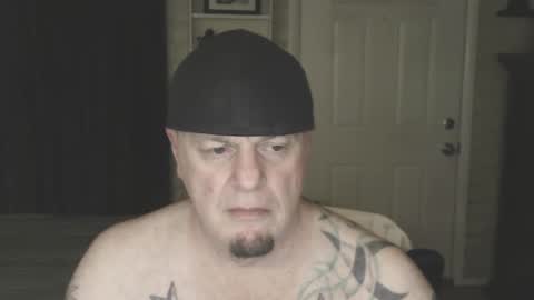 Snapshot of roinaz chatting on January 22, 7:03 am roinaz online show from January 22, 7:03 am