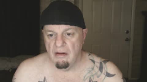 Snapshot of roinaz chatting on January 25, 11:02 am roinaz online show from January 25, 11:02 am