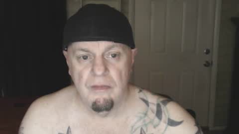 Snapshot of roinaz chatting on January 26, 1:31 am roinaz online show from January 26, 1:31 am