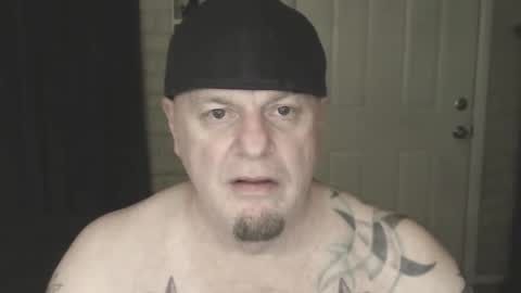 Snapshot of roinaz chatting on January 31, 7:51 pm roinaz online show from January 31, 7:51 pm