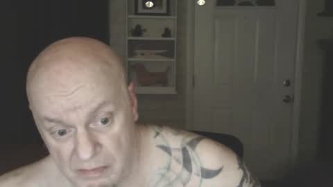 Snapshot of roinaz chatting on February 4, 7:18 am roinaz online show from February 4, 7:18 am