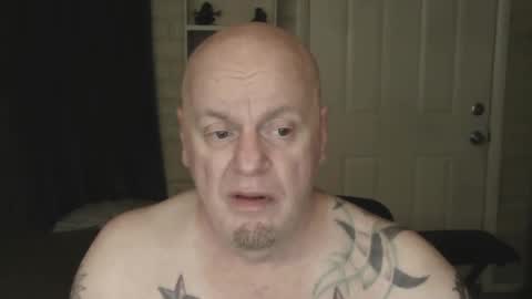 Snapshot of roinaz chatting on February 11, 7:44 am roinaz online show from February 11, 7:44 am