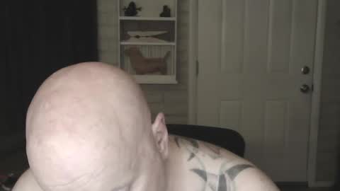 Snapshot of roinaz chatting on February 17, 3:58 am roinaz online show from February 17, 3:58 am