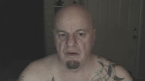 Snapshot of roinaz chatting on March 7, 4:00 pm roinaz online show from March 7, 4:00 pm