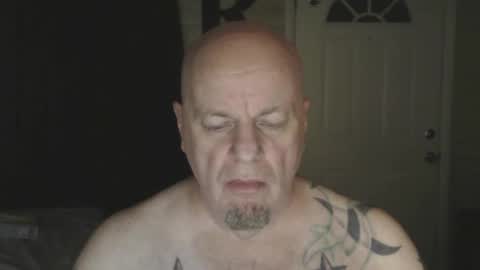 Snapshot of roinaz chatting on March 30, 5:19 am roinaz online show from March 30, 5:19 am