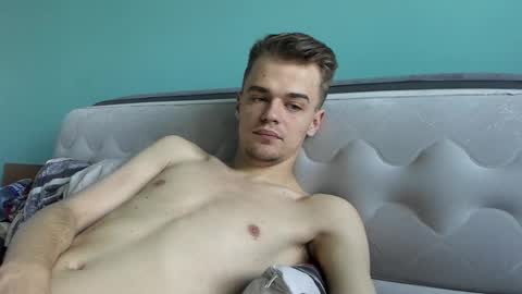 Snapshot of rokko_diamond777 chatting on October 7, 10:12 am taylor fox online show from October 7, 10:12 am