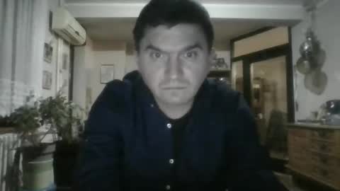 rokvicrale2705 online show from April 1, 8:39 pm