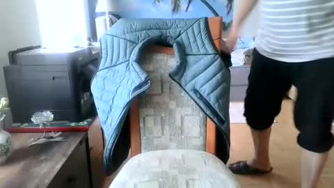 Snapshot of rolandloser1000 chatting on March 2, 9:10 am rolandloser1000 online show from March 2, 9:10 am