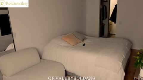 Valery Roldans online show from December 29, 5:53 am