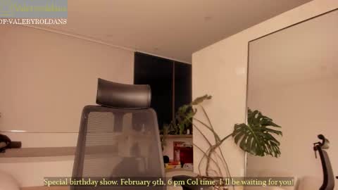 Valery Roldans online show from February 3, 1:15 am