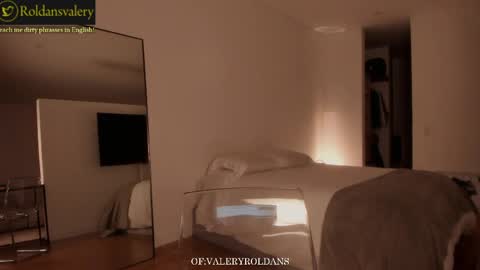Valery Roldans online show from May 5, 2:41 am