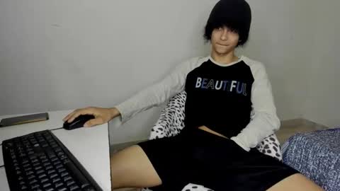 rolling_05 online show from November 20, 12:33 am